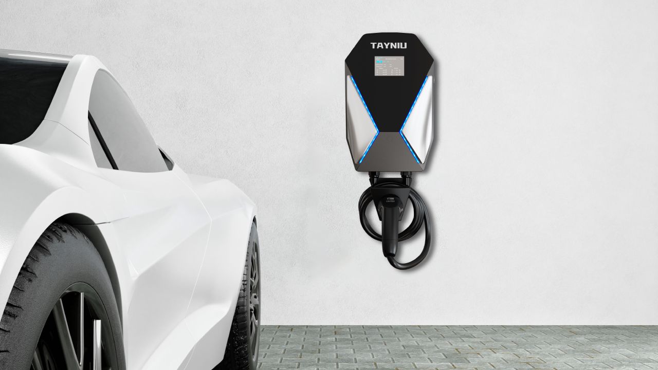 Tayniu SpeedyPro Series indoor charging depot for electric vehicles, featuring sleek design and advanced technology.