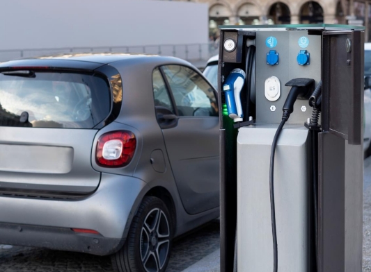 Do Hybrid Cars Need to Be Charged